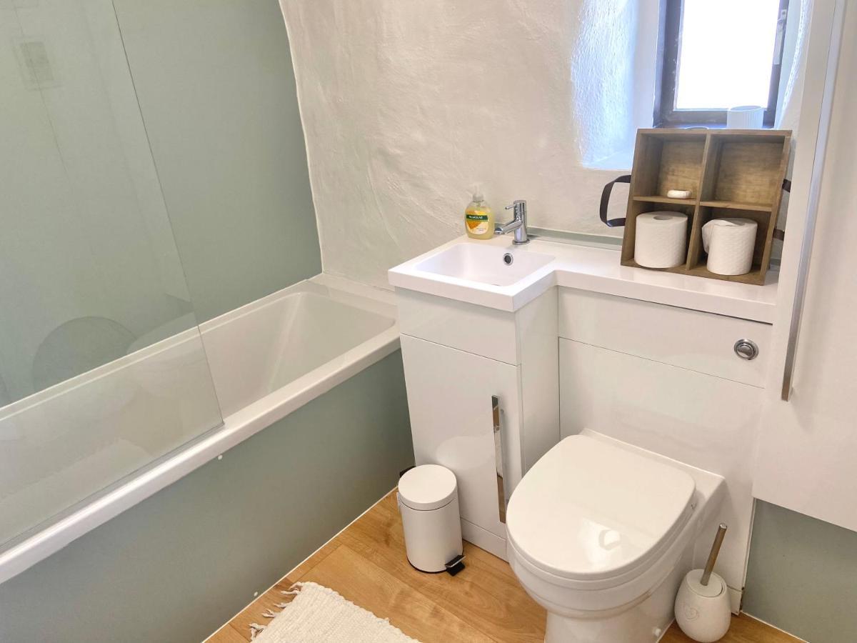 Idyllic Cornish Cottage, Superking Bed, Private Garden Dogs Welcome Truro Exterior foto